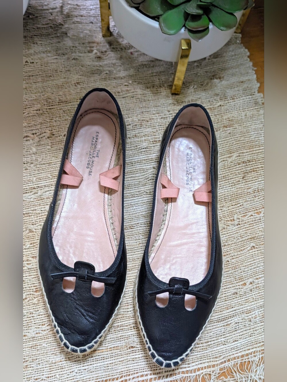 MARC JACOBS The Mouse Espadrille Flats READ